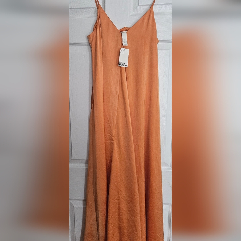NWT. H&M Elegant Orange Satin Maxi Dress. Size XS Fits S as Well. - Picture 2 of 6